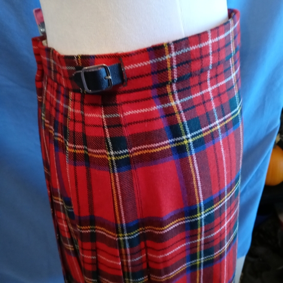 100% Wool Highland Home Ind. - Picture 5 of 16